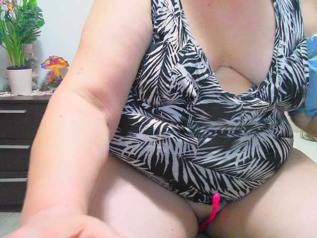 Nice-rats02 – webcam model profile photo Image 12