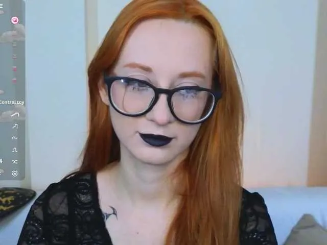 Mediumsomnambula – webcam model profile photo Image 6