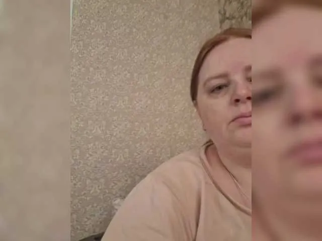 WhoreRobot – webcam model profile photo Image 2