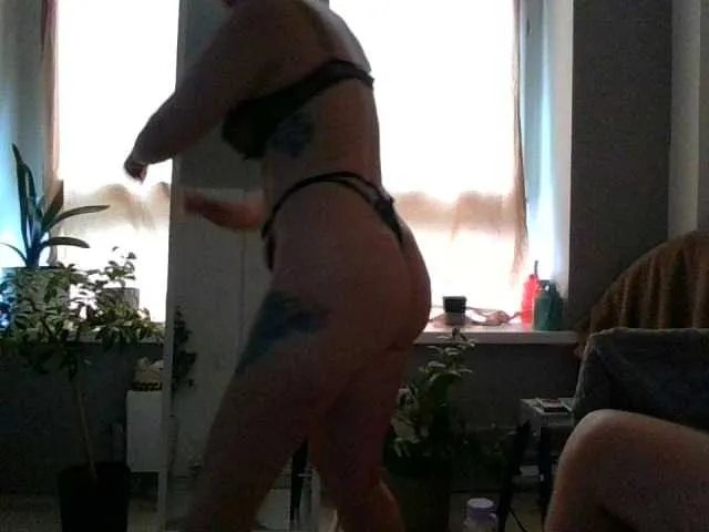 _hairybeard_ – webcam model profile photo Image 6
