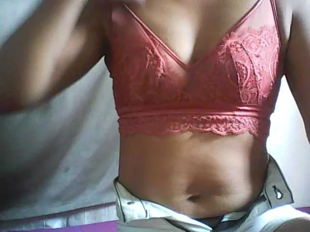 onetimeandforev3r – webcam model profile photo Image 5