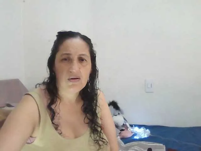 korinaluvv – webcam model profile photo Image 5