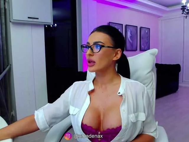 -Lana-Chester- – webcam model profile photo Image 4