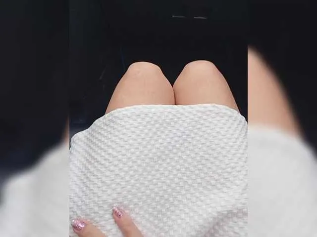 korinaluvv – webcam model profile photo Image 7