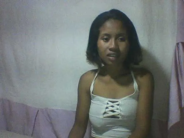 linda_power – webcam model profile photo Image 3