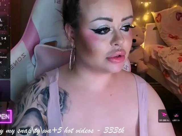 pao_thebigclit – webcam model profile photo Image 11