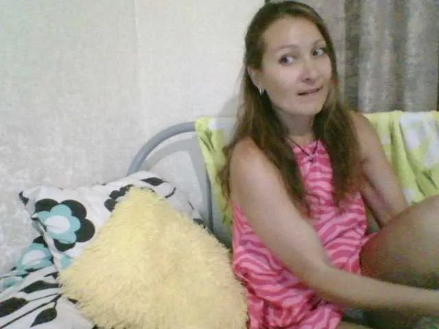 corni__ – webcam model profile photo Image 15