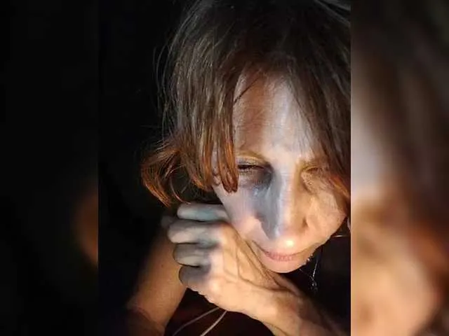 cymbelinee – webcam model profile photo Image 14