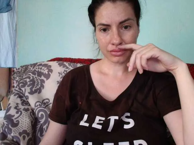 katysha_ – webcam model profile photo Image 2