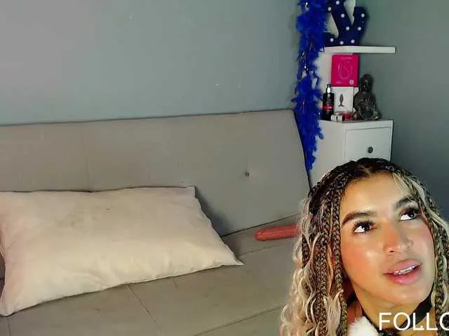 macarena-60 – webcam model profile photo Image 9