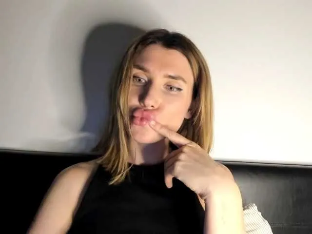 ZoiKissy Image 10