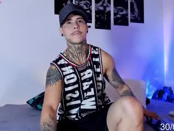 Almondmilka – webcam model profile photo Image 2