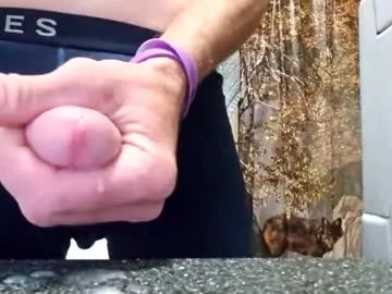 ANGELonDUTY – webcam model profile photo Image 3