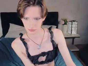 ftmblueyes – webcam model profile photo Image 7