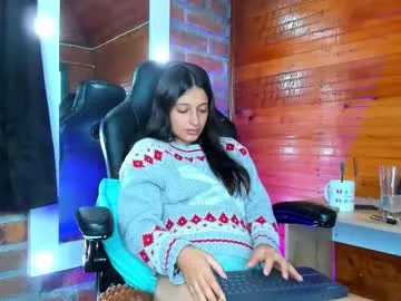 thaliia_gomez – webcam model profile photo Image 15
