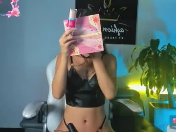 thaliia_gomez – webcam model profile photo Image 18