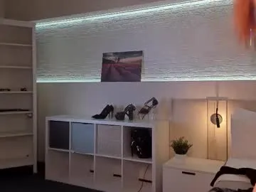 MiaTonyy – webcam model profile photo Image 16