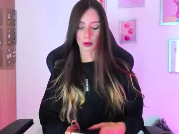 millemimi – webcam model profile photo Image 15