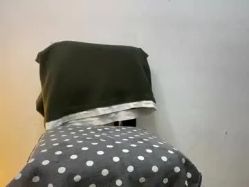 miss_juliaa – webcam model profile photo Image 16