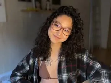 thenigthpassion – webcam model profile photo Image 3