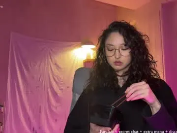 thenigthpassion – webcam model profile photo Image 6