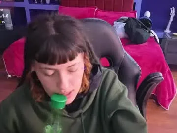 angelsky11 – webcam model profile photo Image 9