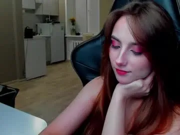 molochnaya000 – webcam model profile photo Image 13