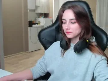 molochnaya000 – webcam model profile photo Image 2