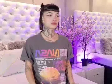 emma_scott_7 – webcam model profile photo Image 11