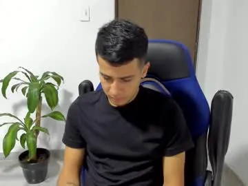 DvaBomja – webcam model profile photo Image 12