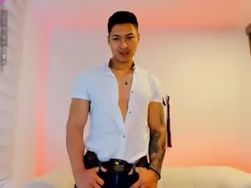 cute_fox_girl – webcam model profile photo Image 16