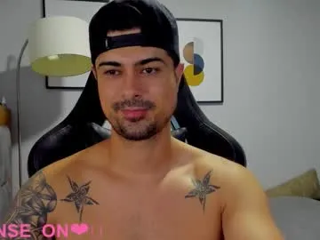 markAndhella – webcam model profile photo Image 10