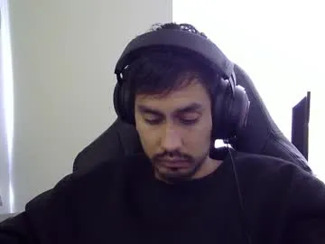 liightanddarkness11_11 – webcam model profile photo Image 7