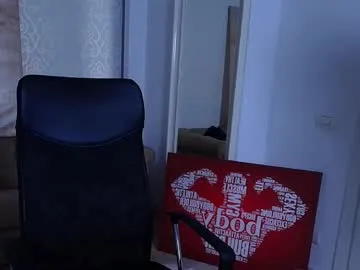 soul_purple – webcam model profile photo Image 5