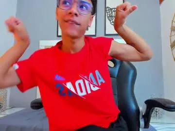 WhoreRobot – webcam model profile photo Image 7