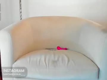 glossybabe_ – webcam model profile photo Image 10