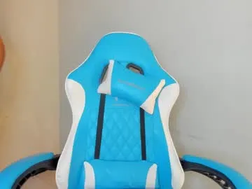 WhoreRobot – webcam model profile photo Image 9