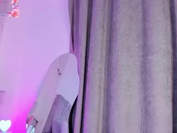 Chelsi16 – webcam model profile photo Image 13