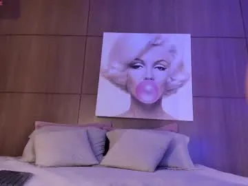 vika_loves_you – webcam model profile photo Image 16