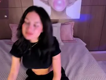 vika_loves_you – webcam model profile photo Image 5