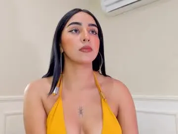 glossybabe_ – webcam model profile photo Image 5