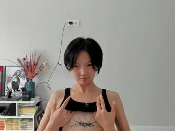 LoveAndSex24 – webcam model profile photo Image 2