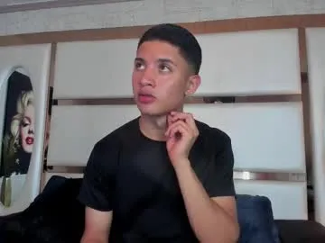 cute_fox_girl – webcam model profile photo Image 2