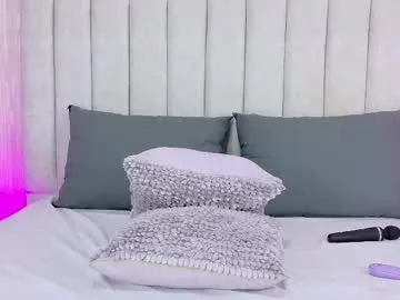 kattravens – webcam model profile photo Image 6