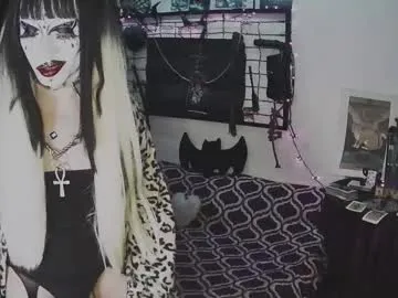 shiny-lily – webcam model profile photo Image 9