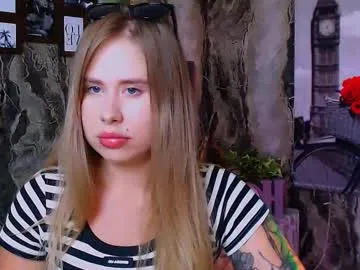 LoveAndSex24 – webcam model profile photo Image 2