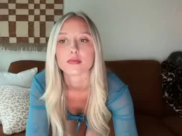ariah_is_blonde – webcam model profile photo Image 18