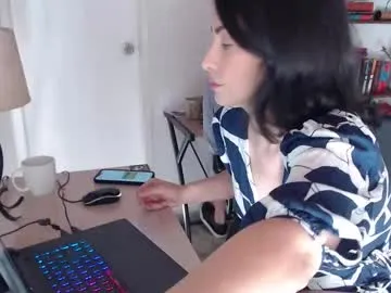 WhoreRobot – webcam model profile photo Image 16