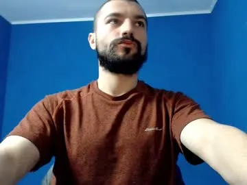 Vik1One1 – webcam model profile photo Image 6