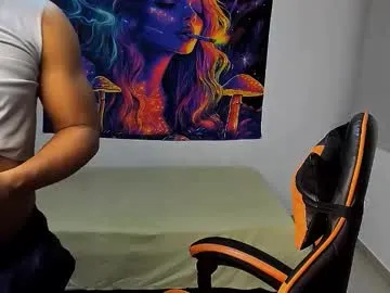 pinkadele – webcam model profile photo Image 11